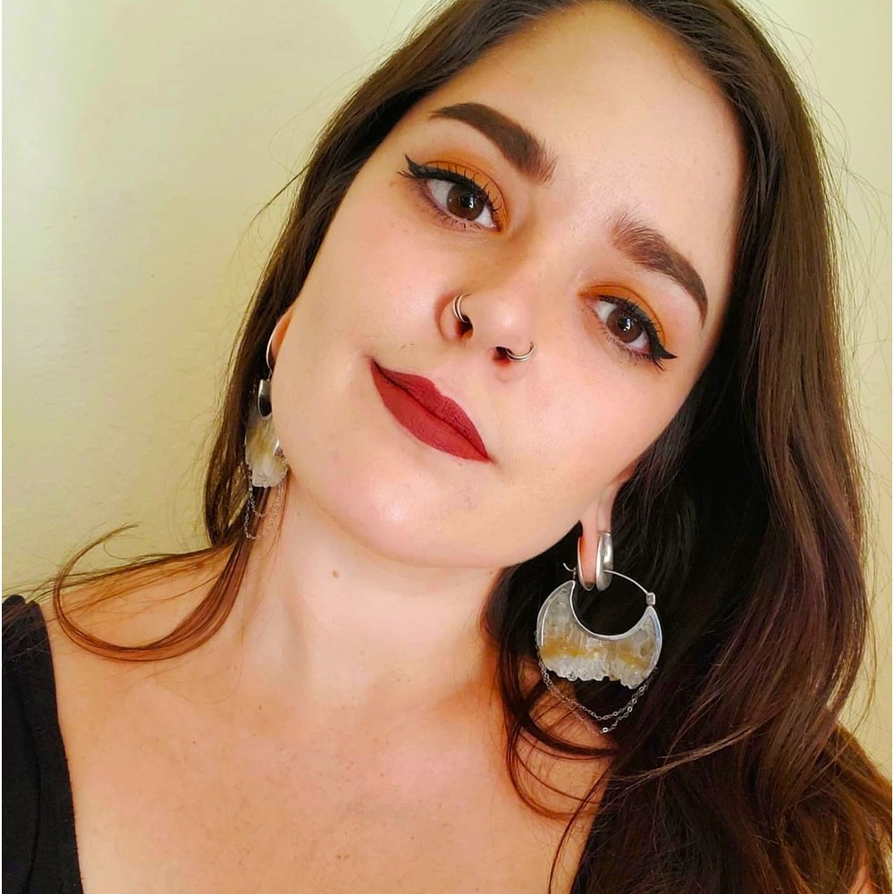 Meet your Posher, Makenzie